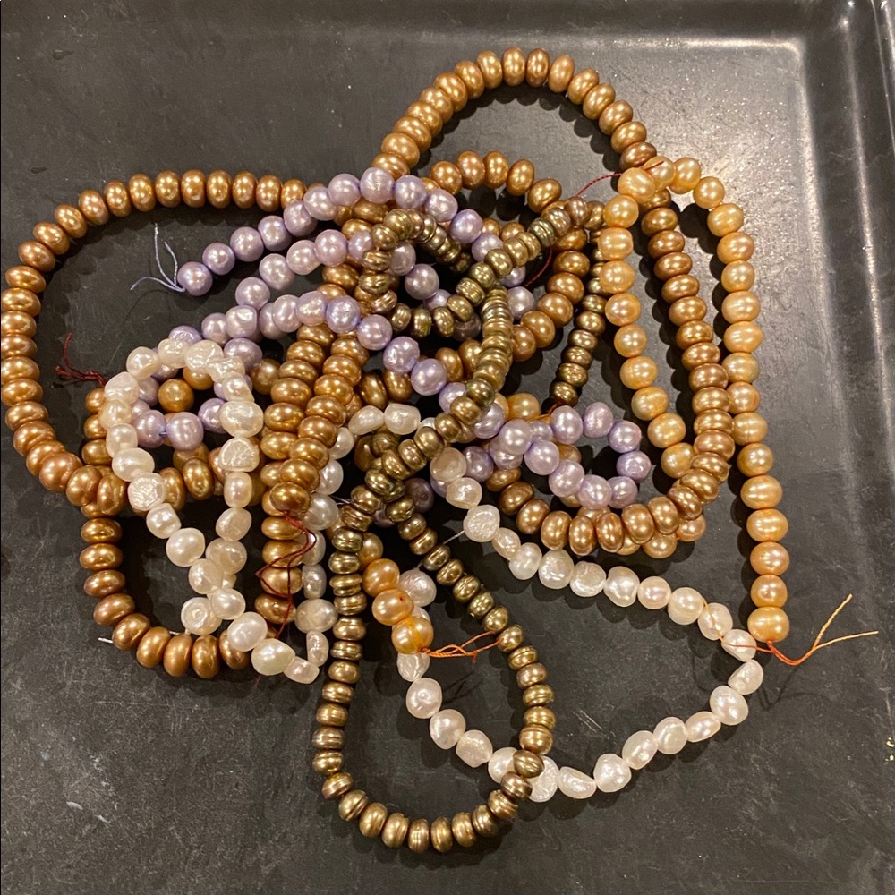 6 strands of dyed pearls